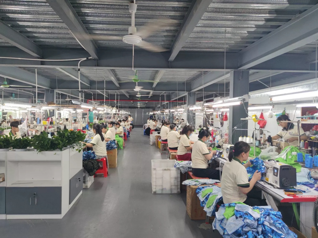 Activewear Leggings Sewing Production Line