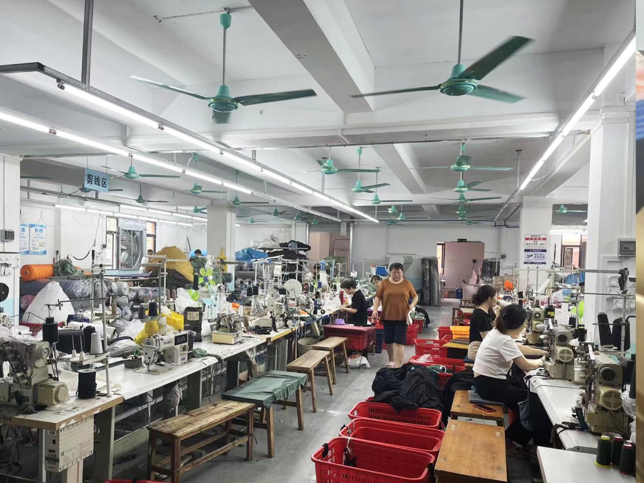 Leggings Cut and Sew Manufacturing Workshop