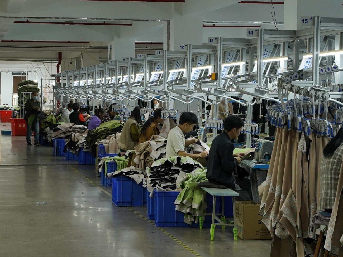 Leggings Sewing Line with Overhead Garment Handling